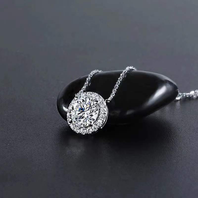 LZ Sol Moissanite Necklace